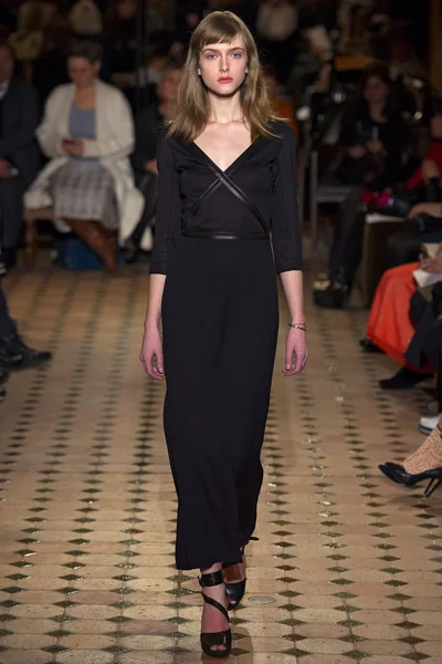 Look 33